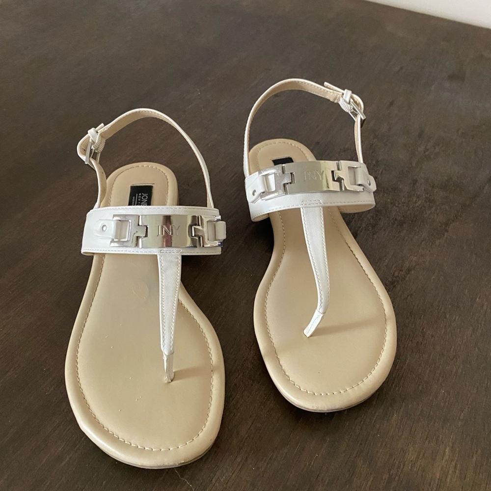 Jones New York sandals